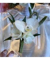 Orchid Prom Boutonniere 