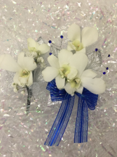 Orchid Prom Set Wrist corsage and boutonniere