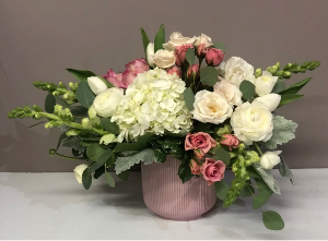 O'Shay Luxe floral arrangements