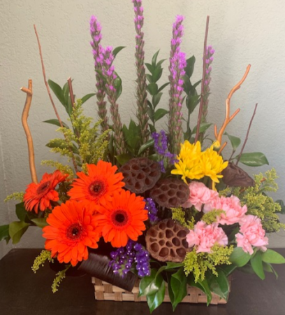 OUT OF THE WOODS FLOWER BASKET ELEGANT MIXTURE OF FLOWERS