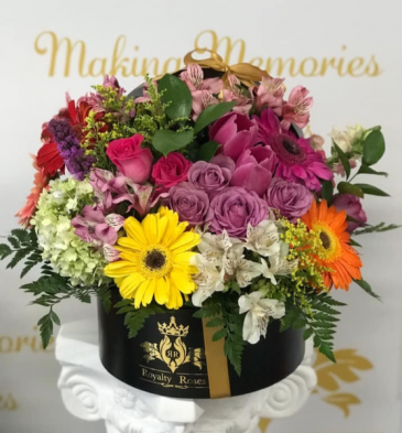Oval Mix Colors Oval Box of Roses
