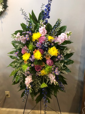 Owen's Timeless Wonderland Standing Spray