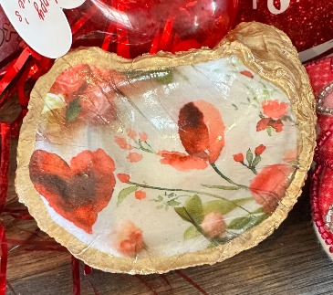 Oyster Jewelry Dish  in Richmond Hill, GA | The Flower Barn Florist & Gifts