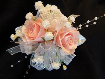 Pale Pink Sweetheart Roses Corsage