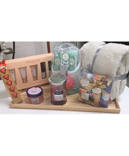 Pamper Her Gift Bag Gift Set