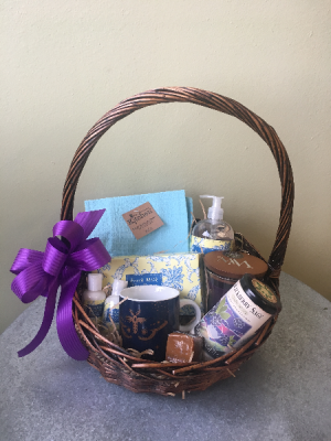 Pamper Me Basket in La Grande, OR | FITZGERALD FLOWERS Pamper Me Basket in La Grande, OR | FITZGERALD FLOWERS