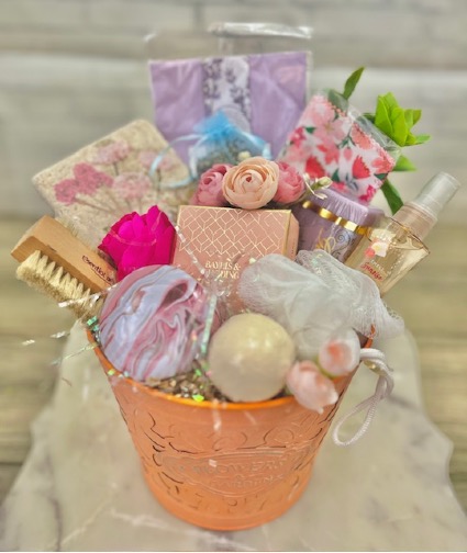 Pampered Gift Bucket  