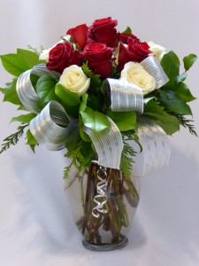 PARAMONT CLASSICS OF LOVE - BEST PREMIUM ROSES Roses, Gifts, Wine, or Chocolates & or Teddy Bears in Prince George, BC | AMAPOLA BLOSSOMS FLOWERS PARAMONT CLASSICS OF LOVE - BEST PREMIUM ROSES Roses, Gifts, Wine, or Chocolates & or Teddy Bears in Prince George, BC | AMAPOLA BLOSSOMS FLOWERS