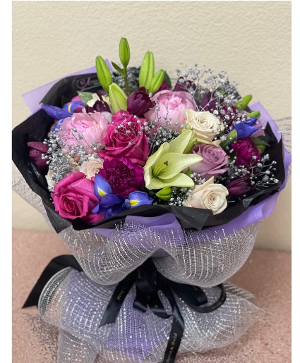 Passionate Jewel Wrap Wrap bouquet