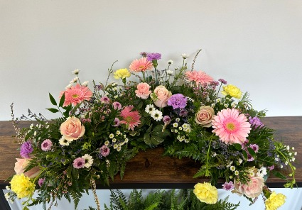 Pastel Embrace Urn Spray