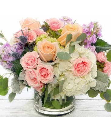 Pastel Garden Bouquet  Table Top - Centerpiece in Gahanna, OH | EXPRESSIONS FLORAL DESIGN STUDIO