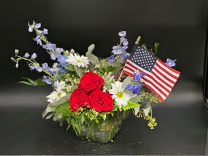 Patriotic Fresh Floral Mix Designers Choice 