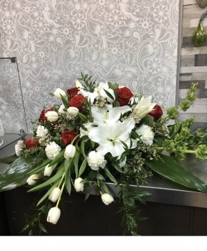 Peaceful Remembrance  Casket Spray 