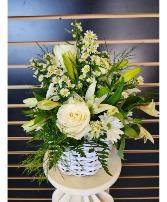 Peaceful White Basket 