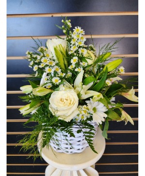 Peaceful White Basket 