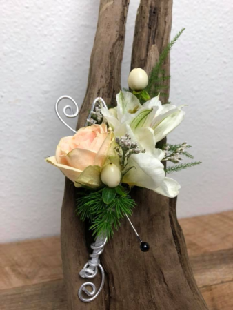 Peach and White Boutonniere