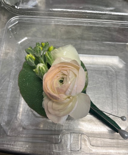 Peach Boutonniere 