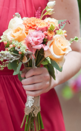 Peach Burlup Handheld Bouquet Delight 