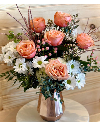 Peachy Keen Powell Florist Exclusive