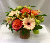 Peaches and Cream Fresh Floral Design