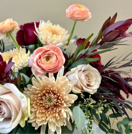 Peachy Pastel Centerpiece Flower Arrangement