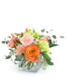 Peachy Sweet Flower Arrangement