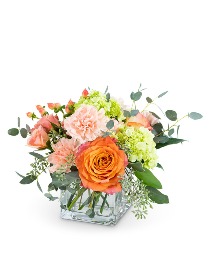 Peachy Sweet Flower Arrangement