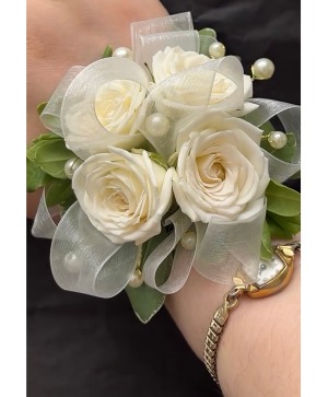 Pearly White Golds Corsage