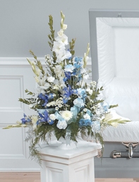 PEDESTAL ARRANGEMENT BLUE &WHITE