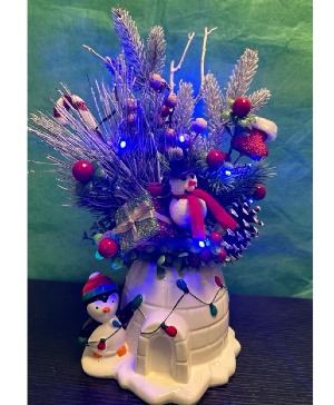 Penguin Igloo Lighted Arrangement Christmas