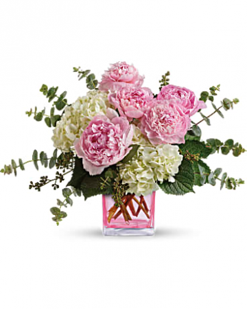 Peony and hydregia vase in Ozone Park, NY | Heavenly Florist Peony and hydregia vase in Ozone Park, NY | Heavenly Florist