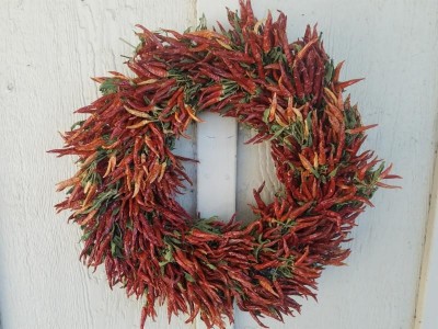 Pepper Wreath 21 in wreath