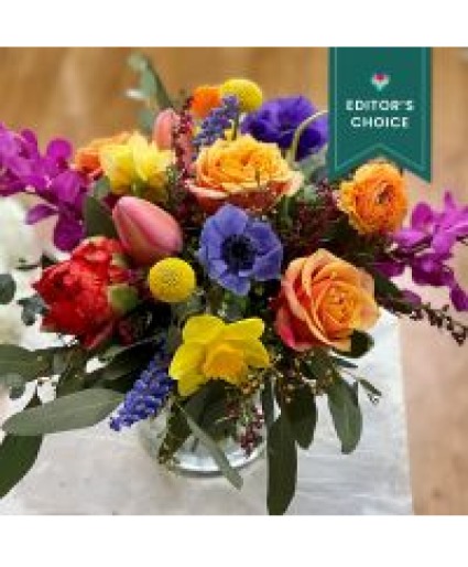 Perfect Blossoms (Editor's Choice) Vase Arrangement