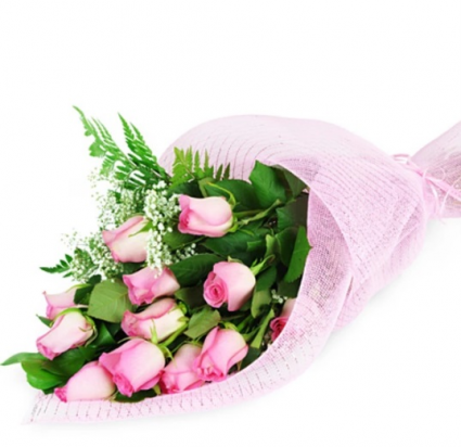 Perfect Wrapped Long-Stemmed Pink Roses Flower Arrangement