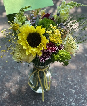 Petal Pals (small vase) 