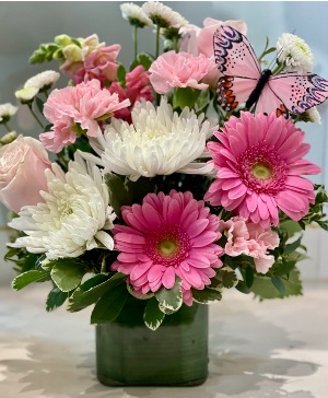 Pink Petals Vase 