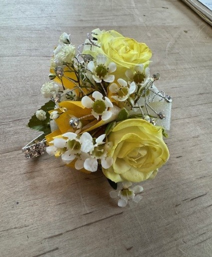 Petite Yellow Wrist Corsage Prom Wrist Corsage/ Wedding