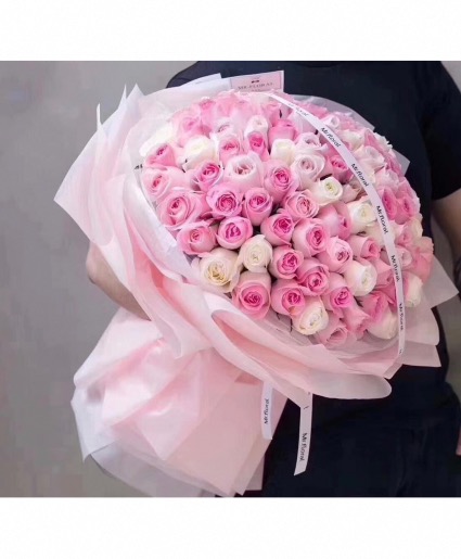 Pink and white roses bouquet  