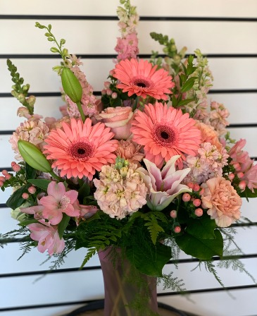 Pink Beauty  in Richland, WA | ARLENE'S FLOWERS AND GIFTS