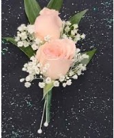 PINK BOUTONNIERE SPRAY ROSES