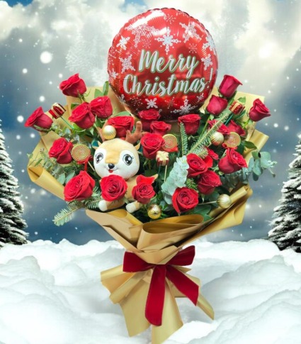 Large Bouquet Of Red Roses For Christmas 