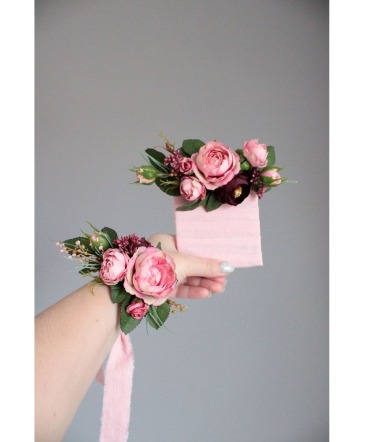 Pink corsage   in Tiffin, OH | Rose Leaf Flowers