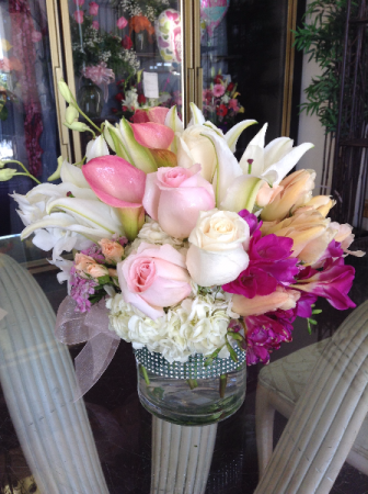 PINK , FUCHSIA AND WHITE PAVE BOUQUET
