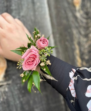 Pink & Gold Corsage 