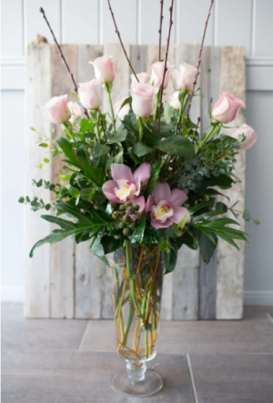 Pink Lady Fingers Pink Rose Arrangement in Charlotte, NC | Plush Blooms of Charlotte Pink Lady Fingers Pink Rose Arrangement in Charlotte, NC | Plush Blooms of Charlotte