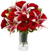 STARFIGHTER & RED ROSES ARRANGEMENT