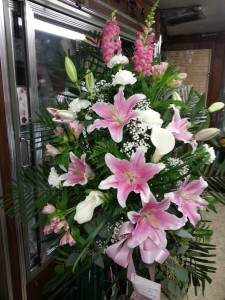 Pink Rememberance Standing Spray in Albany, NY | CENTRAL FLORIST Pink Rememberance Standing Spray in Albany, NY | CENTRAL FLORIST