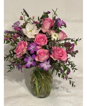 Pink Rose Bouquet Vase Arrangement