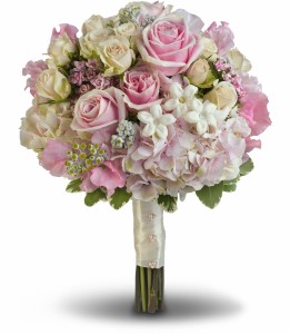 Pink Rose Splendor Bouquet H1901A
