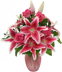 Pink-Roses-And-Stargazers